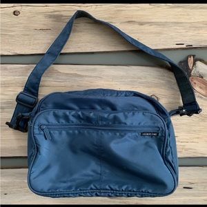 Vintage Members Only Nylon Adjustable Crossbody Messenger 5 Compartment Bag